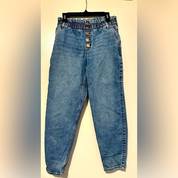 abercrombie kids Other - Abercrombie kids high-rise mini mom jeans paper bag waist size 11/12